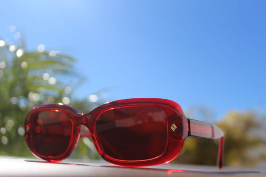 Descubre las Gafas que Transforman Tu Estilo y Protegen Tu Mirada: Cloud Jelly Sunglasses”