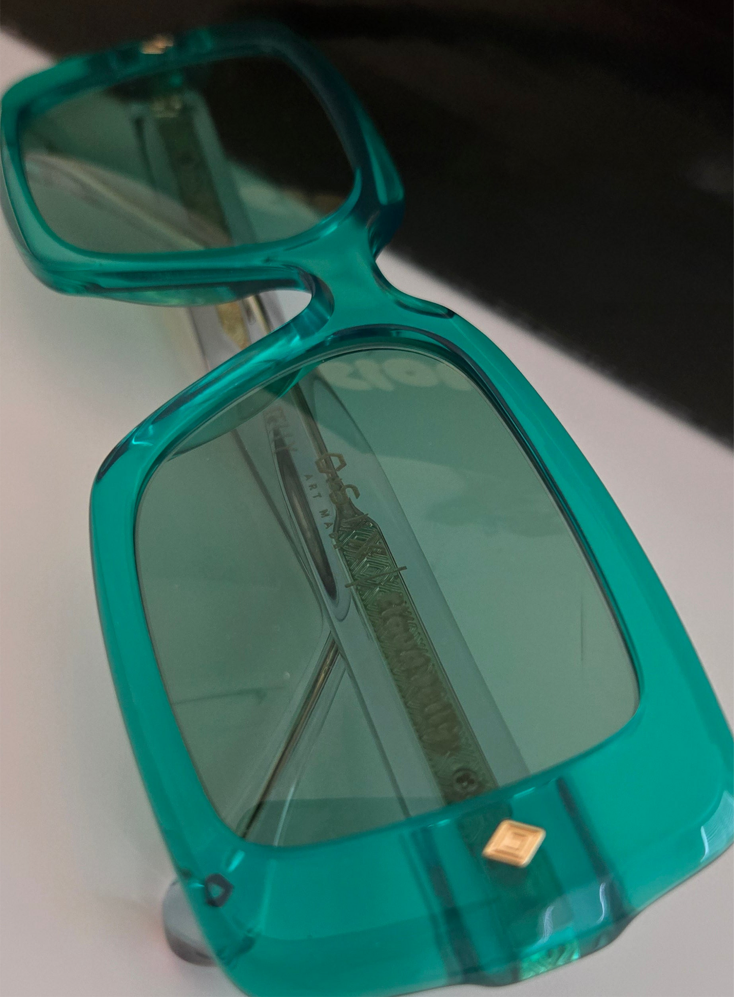 HOPE Sunglasses | Bold, Trendy Eyewear to Stand Out – Cloud Jelly Sunglasses